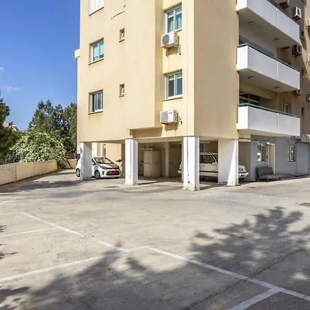 Atlantis 50m From Makenzy Seafront Apartment *