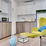 Atlantis 50m From Makenzy Seafront Apartment *