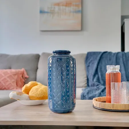 Atlantis 50m From Makenzy Seafront Ларнака