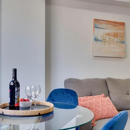 Atlantis 50m From Makenzy Seafront Appartamento