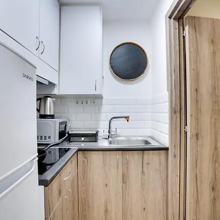 דירה Atlantis 50m From Makenzy Seafront *