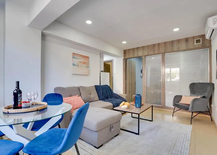 Atlantis 50m From Makenzy Seafront * Larnaka