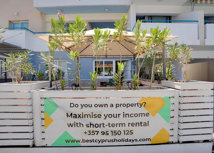 Atlantis 50m From Makenzy Seafront Apartment *