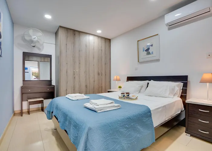 Atlantis 50m From Makenzy Seafront Larnaka