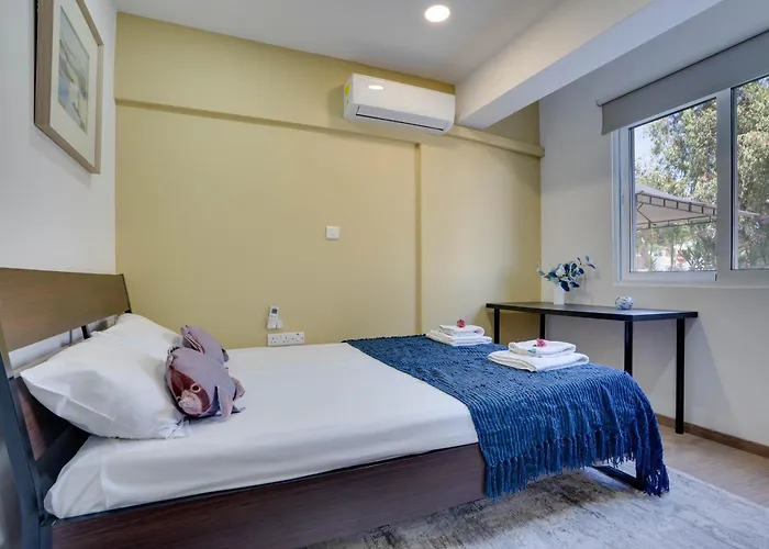 Atlantis 50m From Makenzy Seafront Larnaka