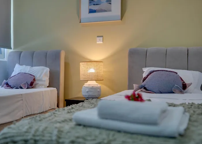 Atlantis 50m From Makenzy Seafront Lejlighed Larnaca