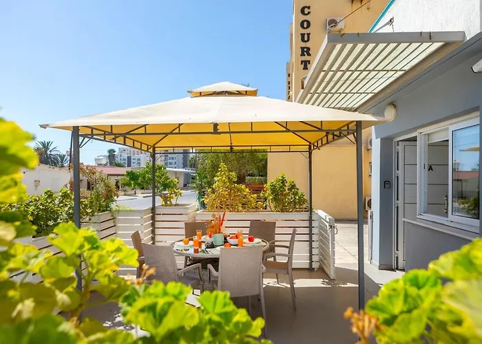 Atlantis 50m From Makenzy Seafront Apartment *