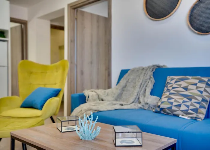 Atlantis 50m From Makenzy Seafront Apartment Larnaka