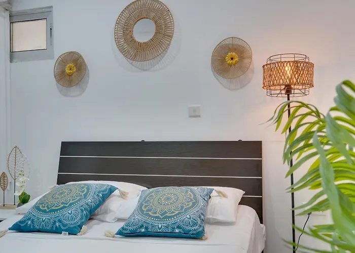 Atlantis 50m From Makenzy Seafront Larnaka