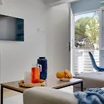 Apartamento Atlantis 50m From Makenzy Seafront *