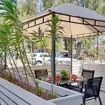 Atlantis 50m From Makenzy Seafront Apartamento *