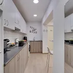 Atlantis 50m From Makenzy Seafront *